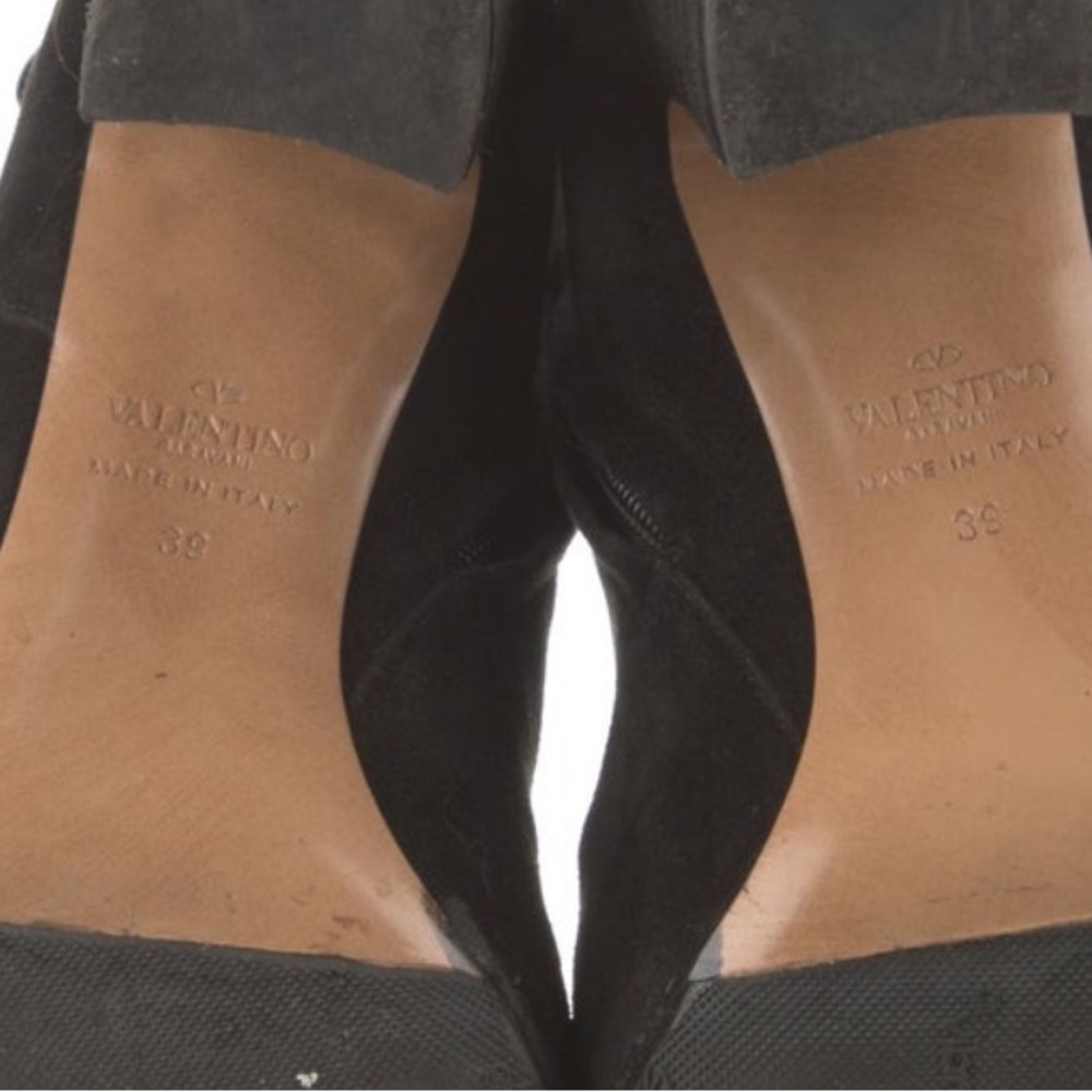 Valentino Garavani - Rockstud Black Suede Ankle Booties in Box - 39 / US 8.5 - Picture 8 of 12